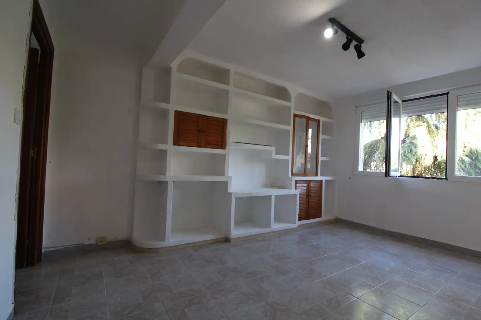 Living room of Flat for sale in Madrid