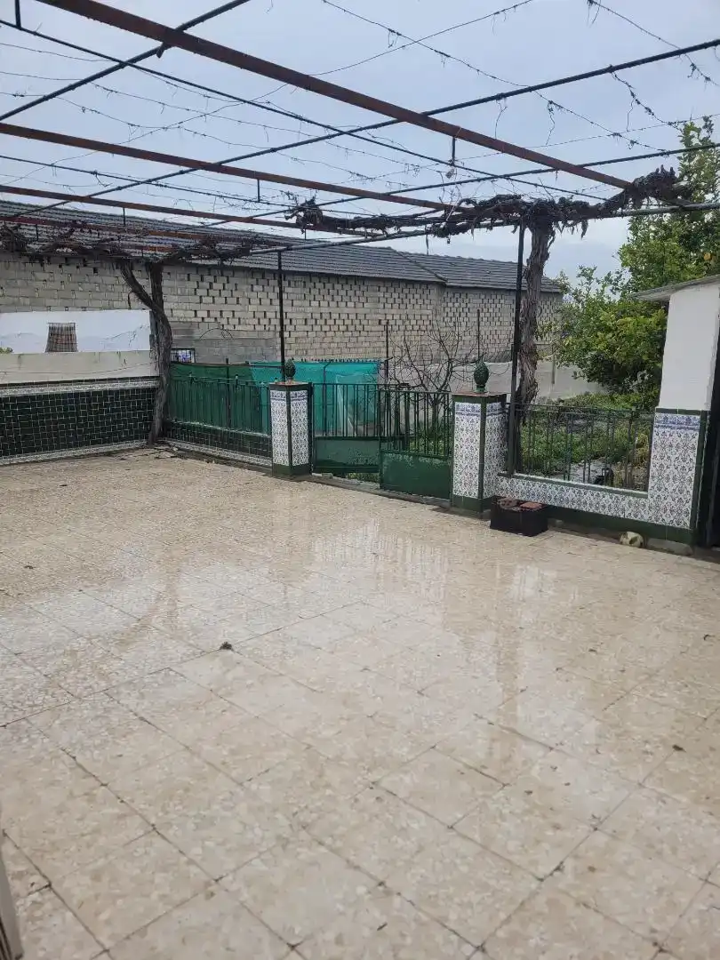 Casa o xalet en venda en Fuente Vaqueros amb Balcó