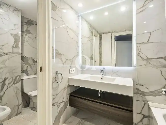 Bathroom of Flat for sale in Caldes d'Estrac  with Air Conditioner, Heating and Private garden