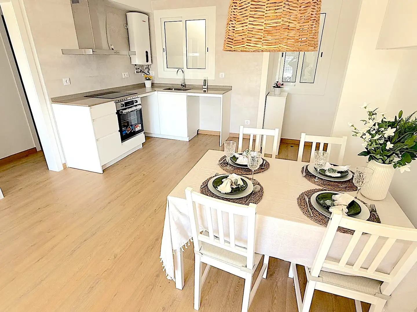 Comedor de Piso en venta en Rubí con Calefacción, Parquet y Terraza