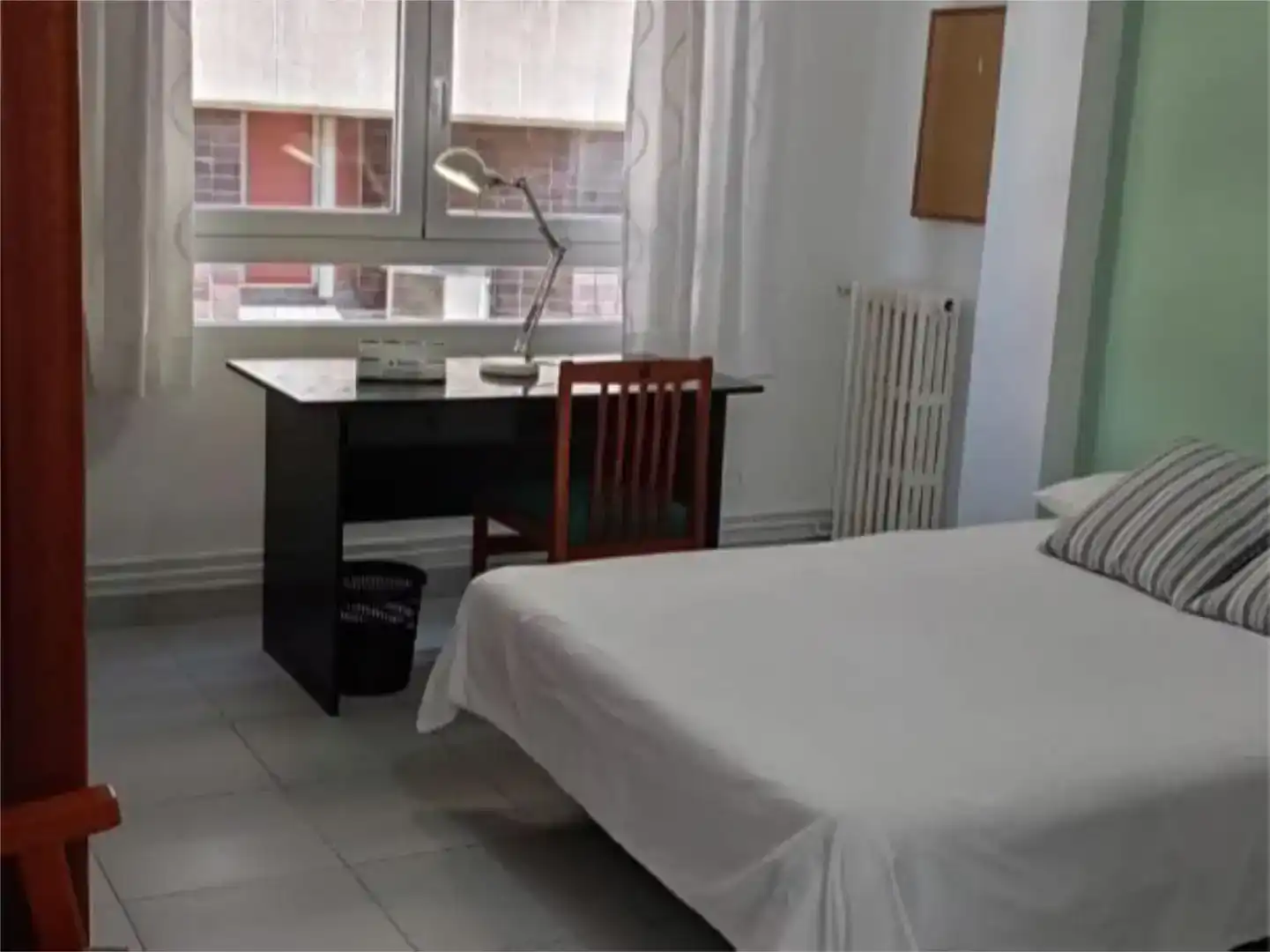 Habitación en Calle de Juan Pablo Bonet, 2, Ruiseñores