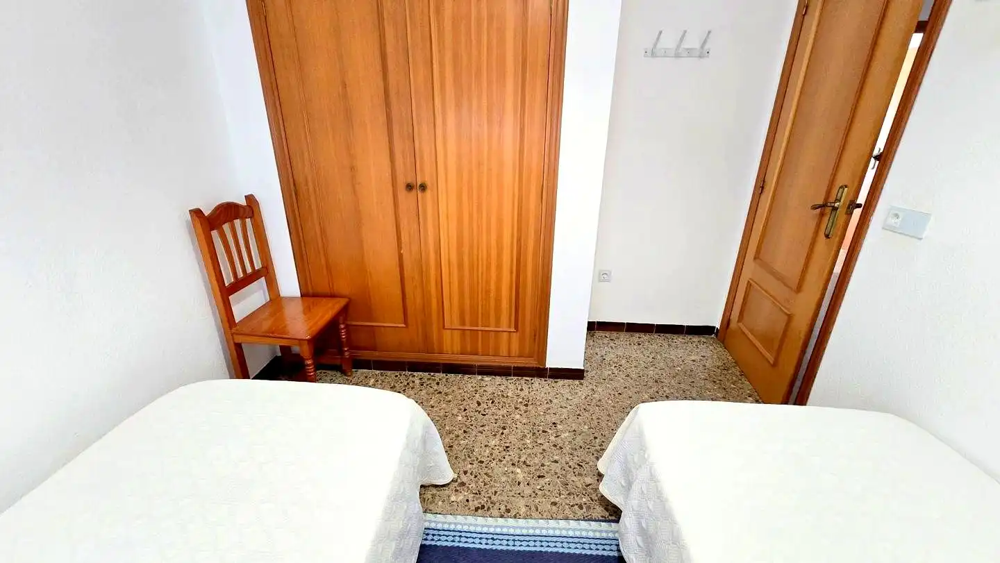 Bedroom of Flat for rent in Gandia