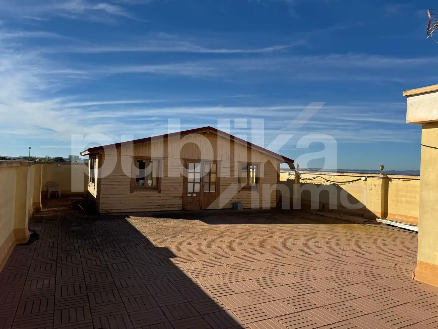 Exterior view of Commercial properties for sale in Guardamar del Segura  with Terrace