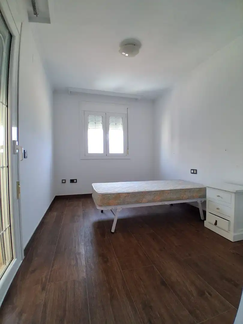 Schlafzimmer von Einfamilien-Reihenhaus zum Verkauf in Roquetas de Mar