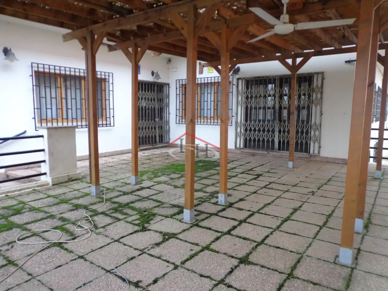 Terrace of Commercial properties for sale in Sariegos  with Furnished