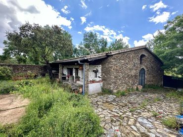 Casa con piscina en venta en Malpartida de Plasencia