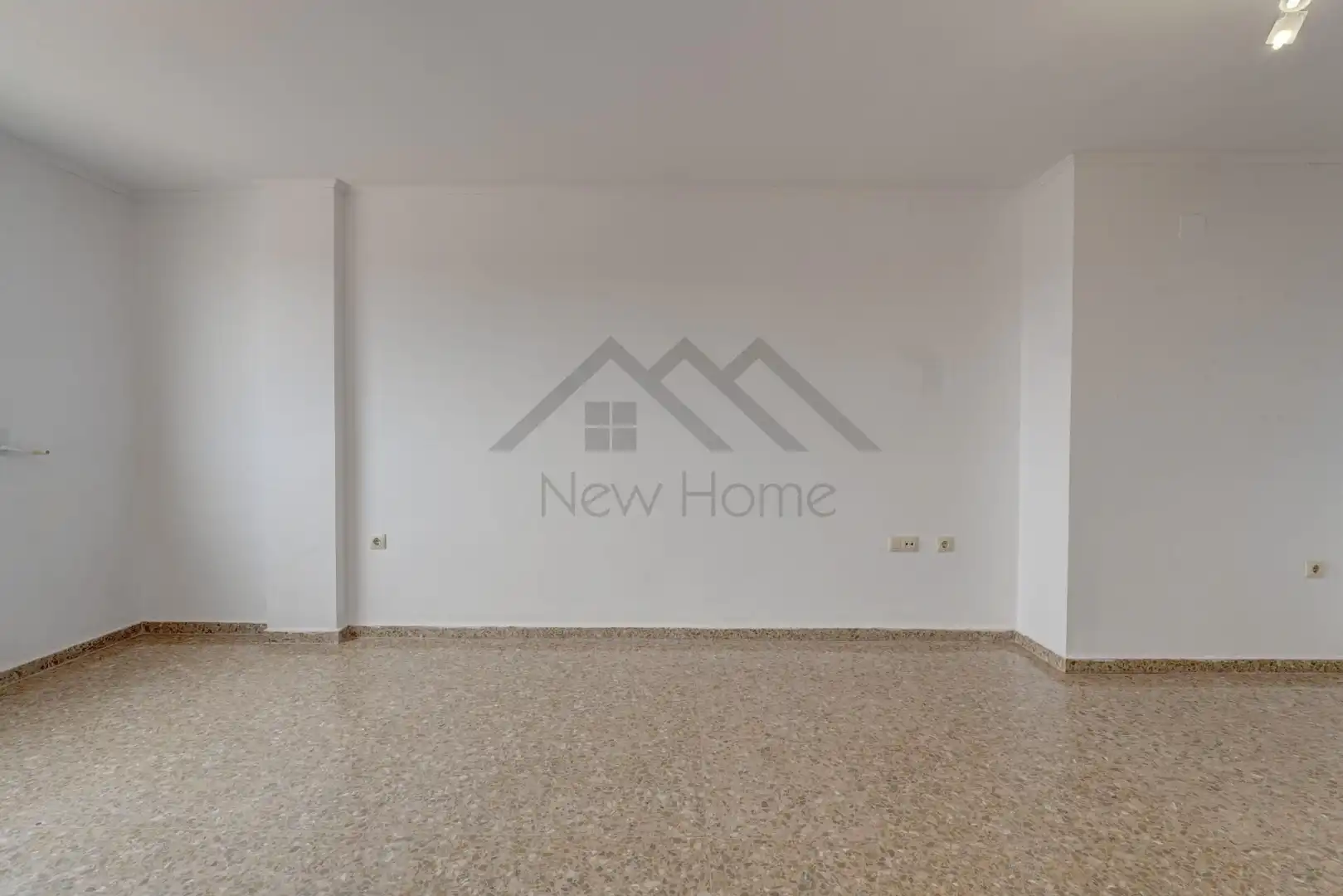 Living room of Flat for rent in La Pobla de Vallbona  with Heating, Terrace and Storage room