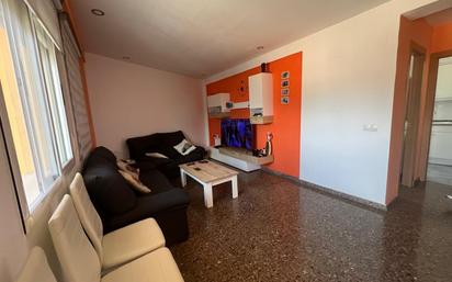 Sala d'estar de Pis en venda en Llíria amb Terrassa i Balcó