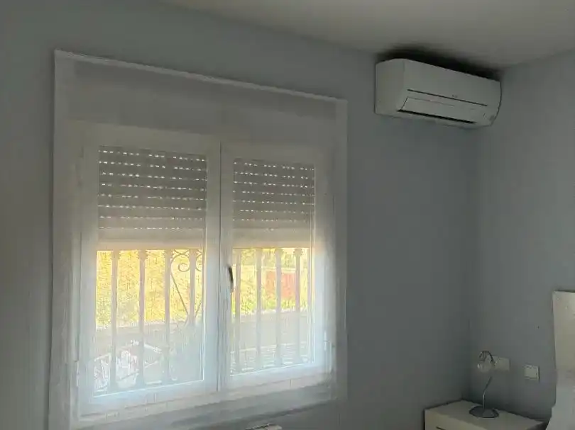 Habitación de Piso en venta en Torralba de Calatrava con Aire acondicionado, Trastero y Amueblado