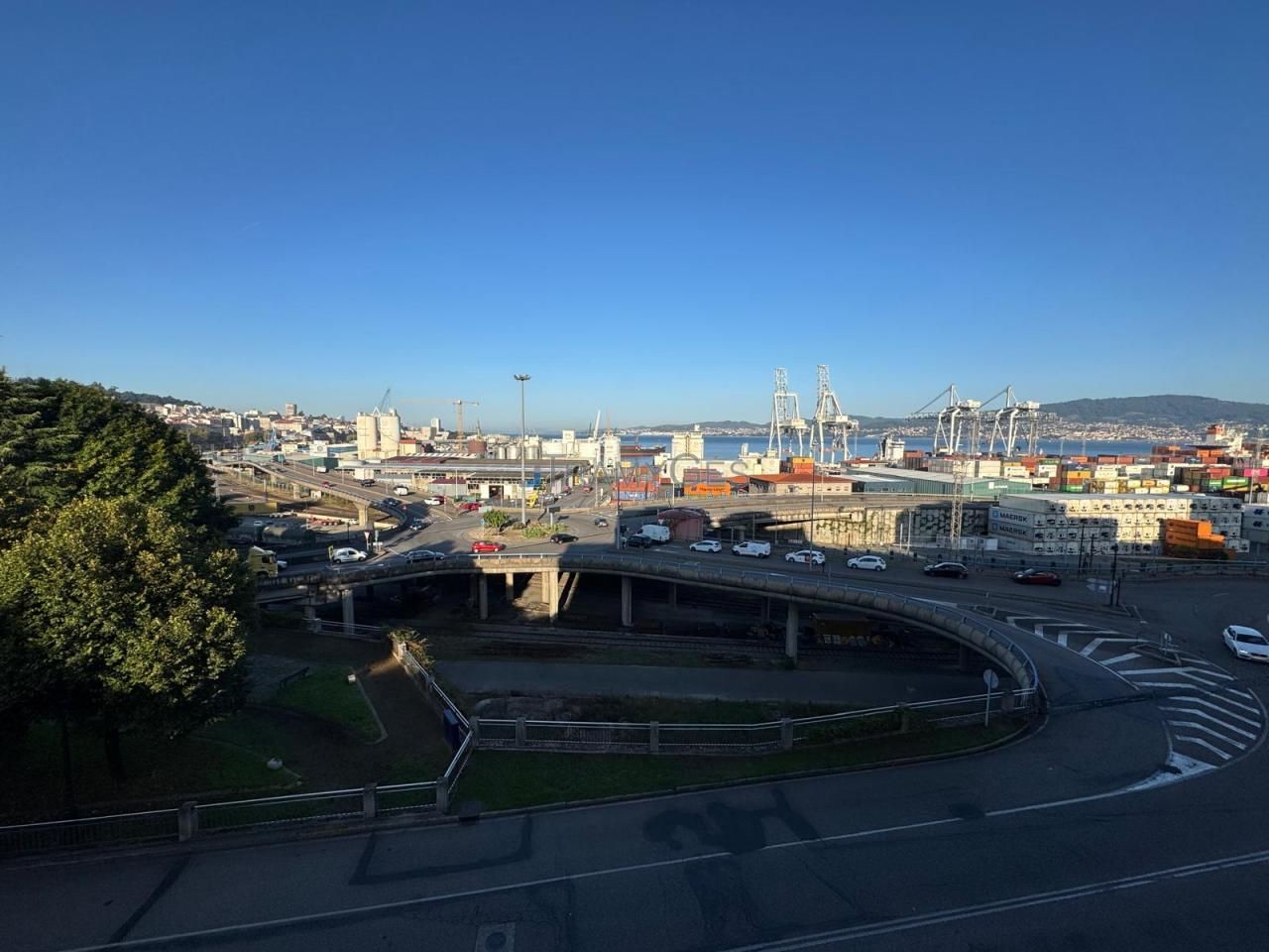 Vista exterior de Pis de lloguer en Vigo  amb Calefacció, Parquet i Terrassa