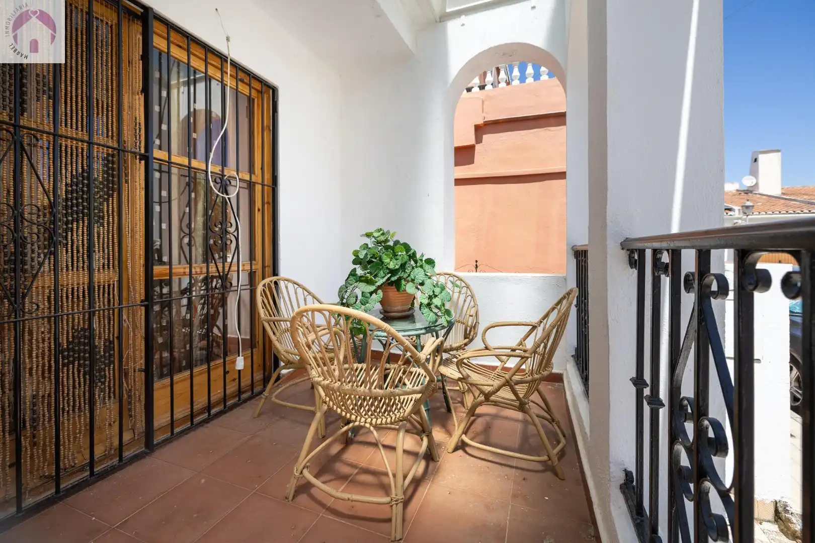 Terrassa de Casa adosada en venda en Granada amb Calefacció, Jardí privat i Terrassa