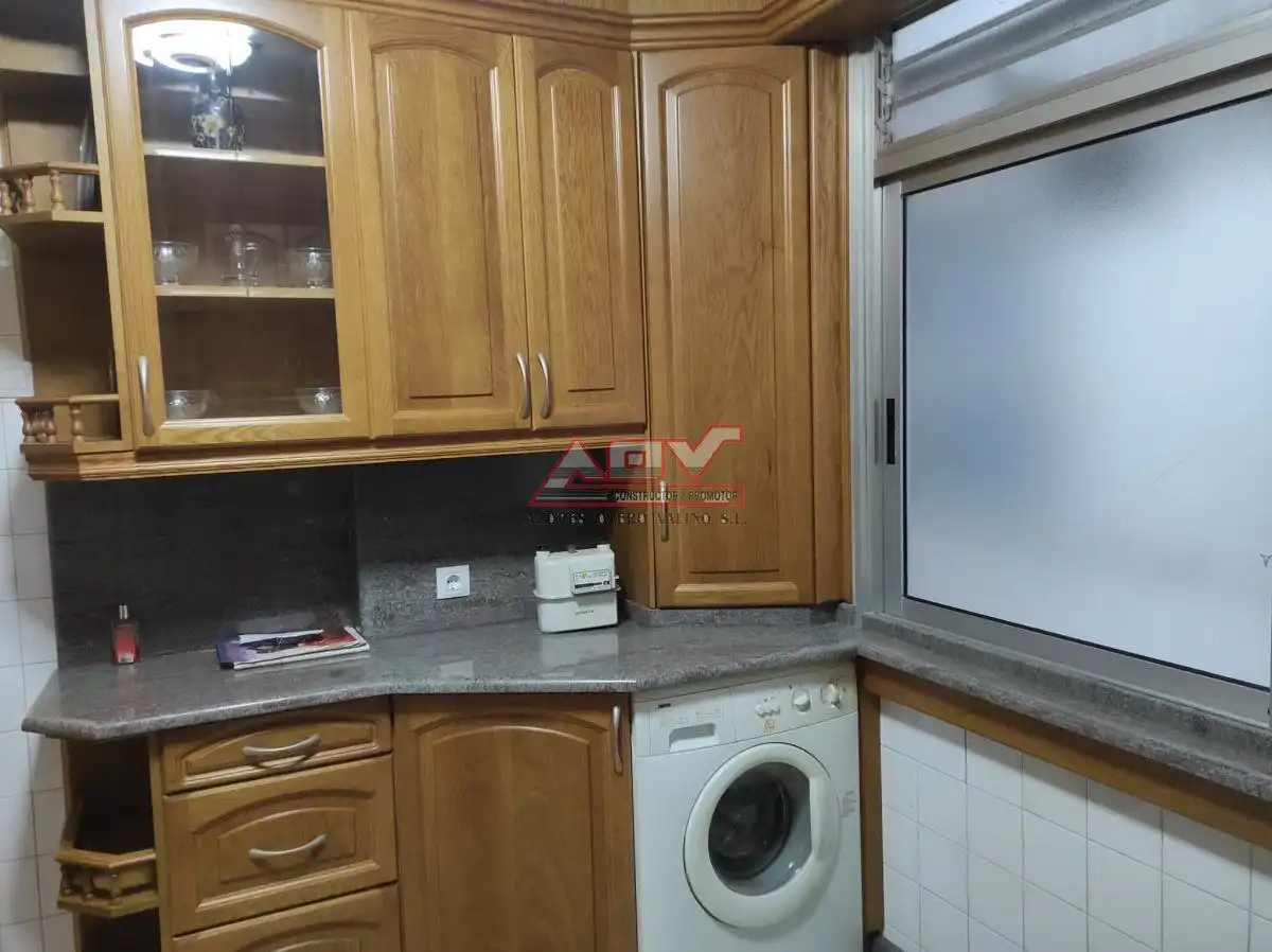 Cocina de Piso de alquiler en Ferrol con Aire acondicionado, Amueblado y Balcón