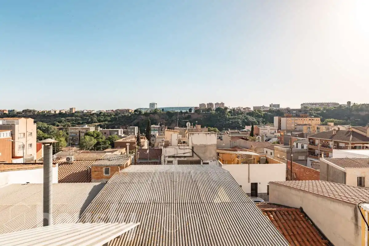 Vista exterior de Casa o chalet en venta en Sabadell con Calefacción, Terraza y Trastero