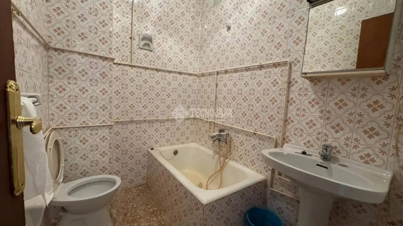 Baño de Casa adosada en venta en Rubite con Calefacción y Balcón