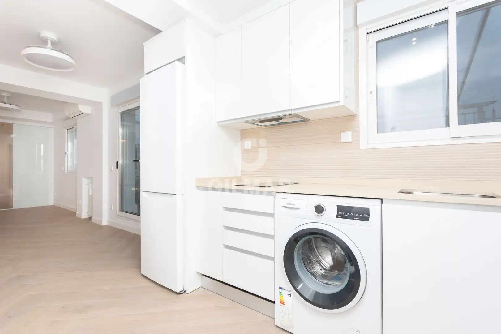 Cocina de Piso en venta en Madrid con Calefacción y Balcón