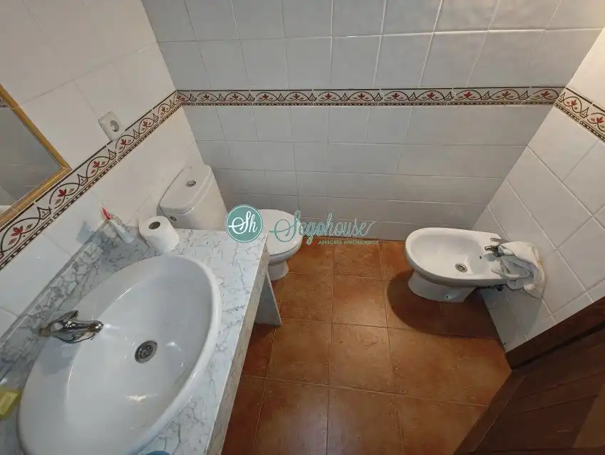 Baño de Piso en venta en Grajera con Calefacción y Trastero