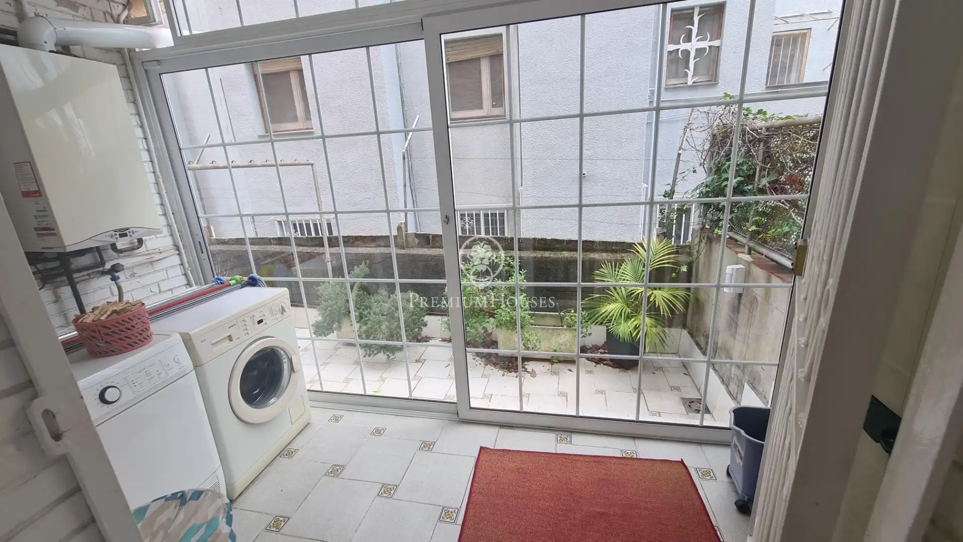 Terraza de Planta baja en venta en Barcelona con Calefacción y Terraza