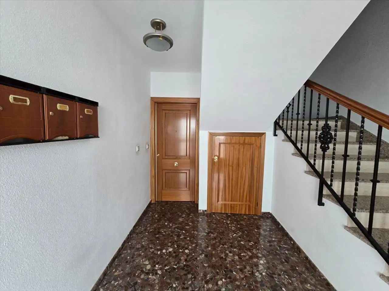 Wohnung zum Verkauf in Colomera mit Terrasse