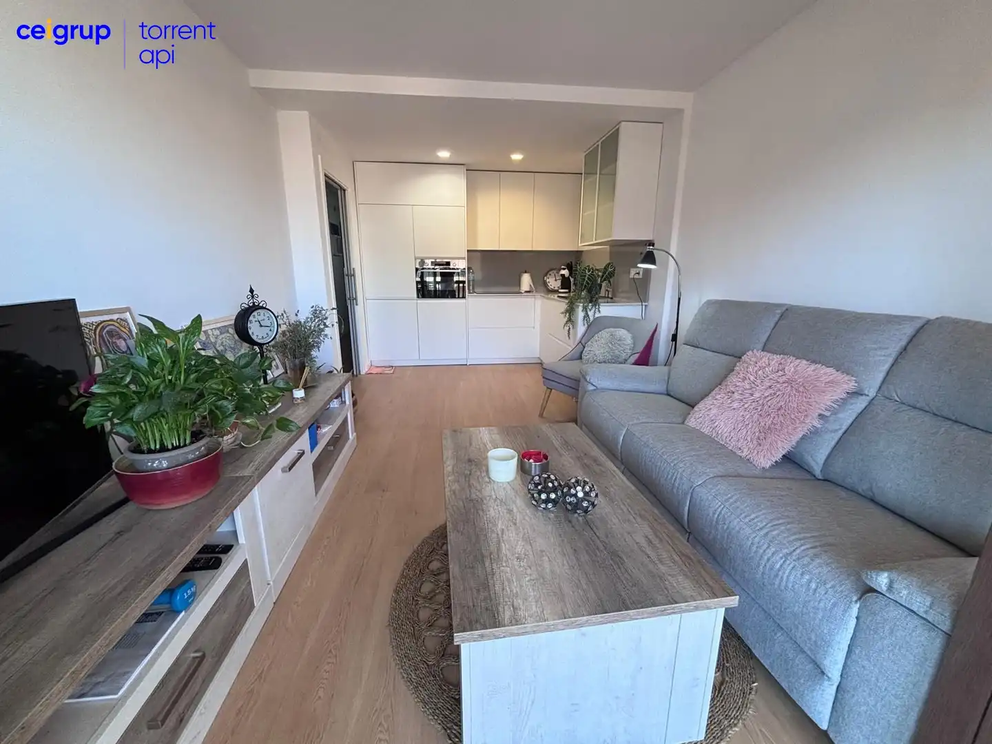 Wohnzimmer von Dachboden zum Verkauf in L'Escala mit Klimaanlage und Terrasse