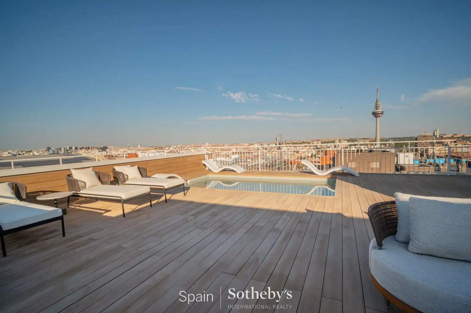 Terrace of Attic for sale in Madrid  with Air Conditioner, Terrace and Storage room