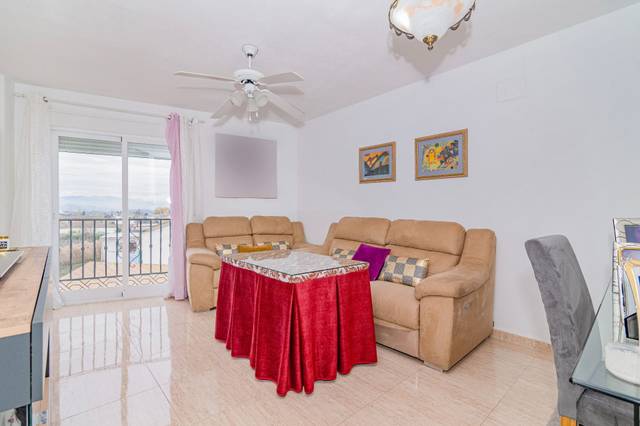 Piso en Venta en DEL RIO DARRO en Fuente Vaqueros