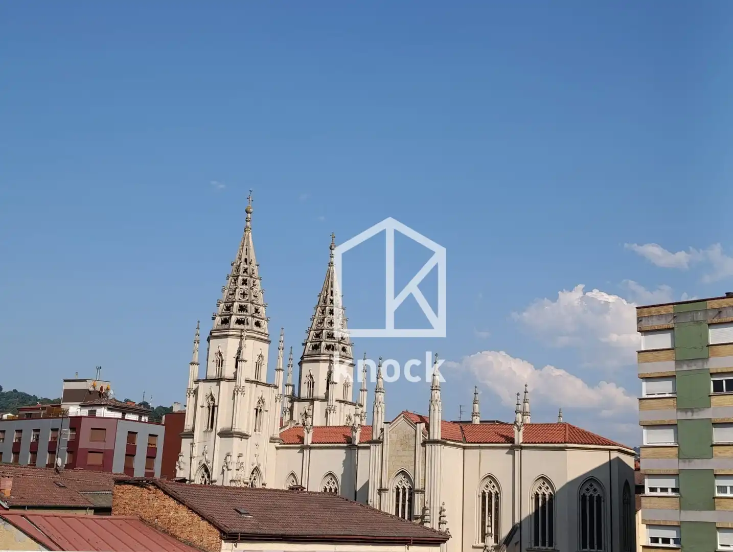 Vista exterior de Piso en venta en Langreo con Calefacción, Trastero y Amueblado