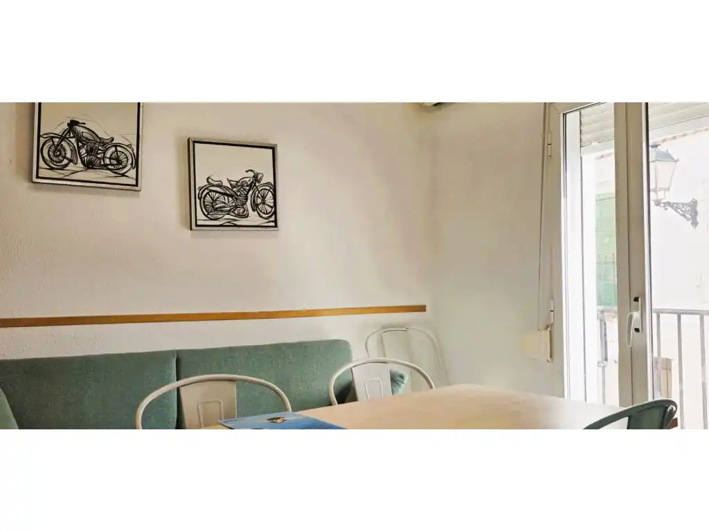 Comedor de Piso en venta en Calles con Aire acondicionado, Balcón y Internet