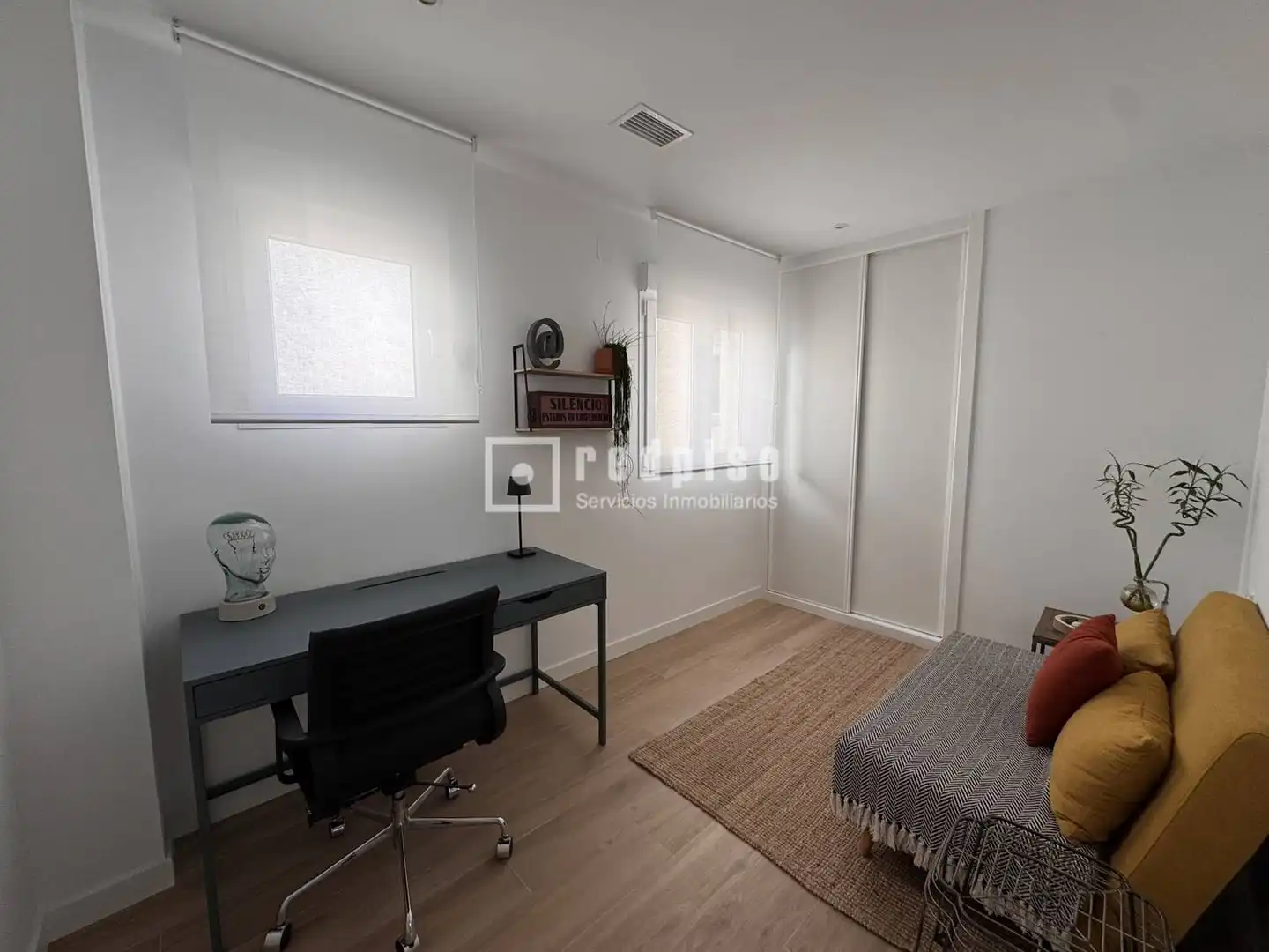 Bedroom of Attic for sale in Madrid  with Air Conditioner, Heating and Terrace