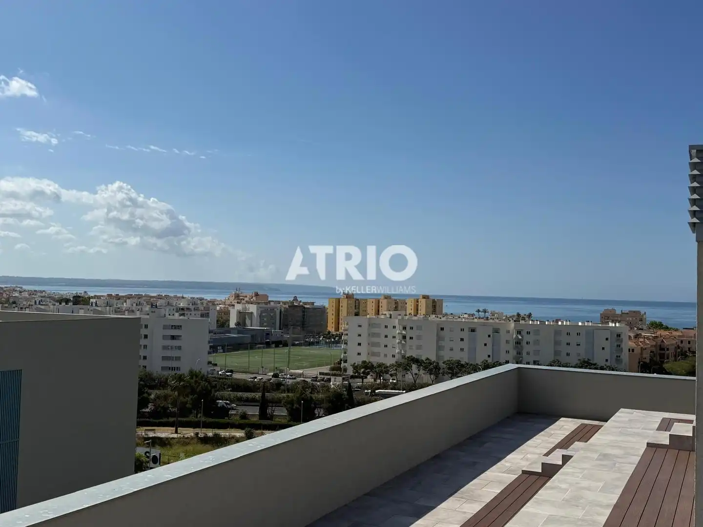 Vista exterior de Piso en venta en  Palma de Mallorca con Aire acondicionado, Terraza y Piscina