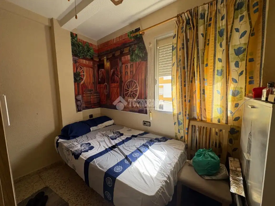 Habitación de Piso en venta en Jaén