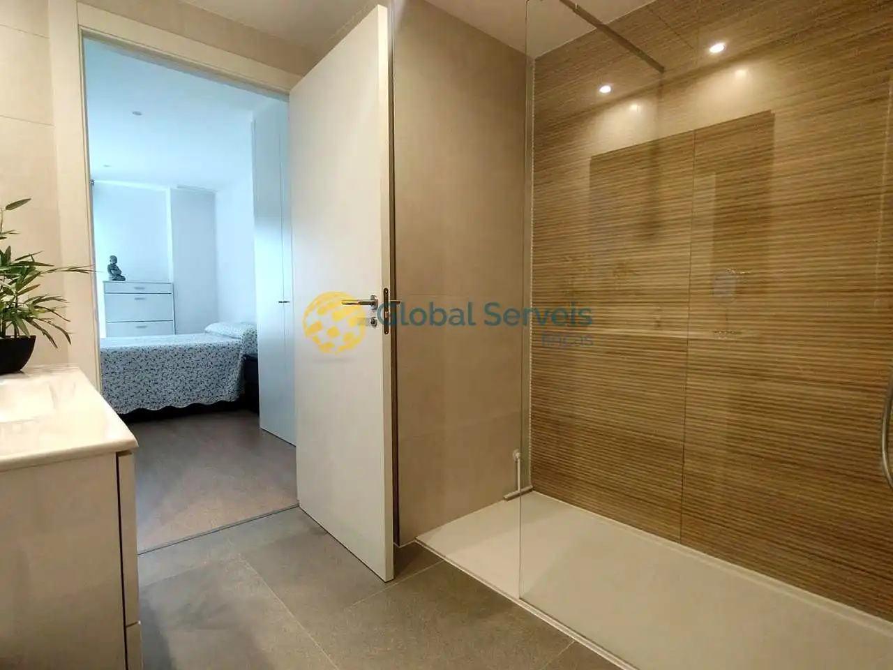 Baño de Ático en venta en Abrera con Aire acondicionado, Parquet y Terraza