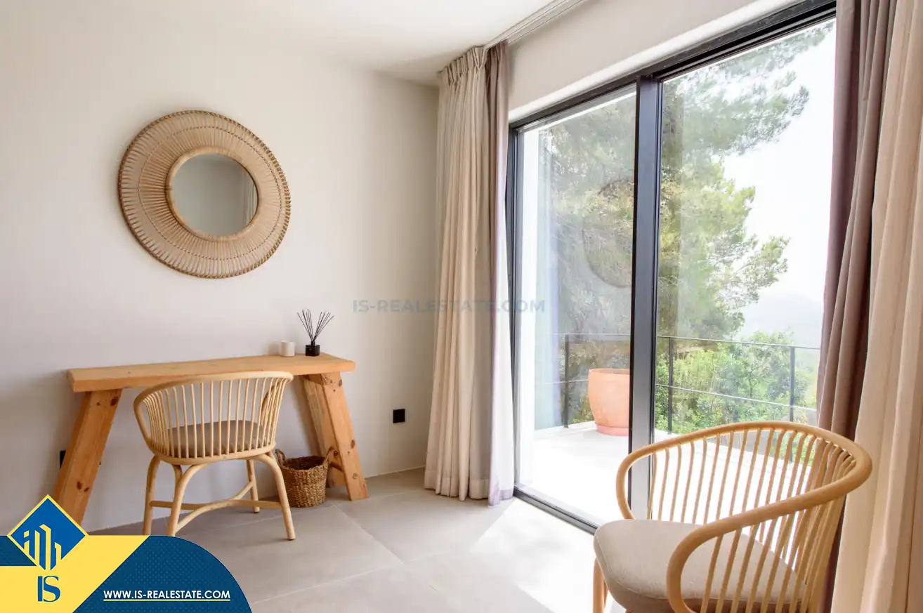 Habitación de Casa o chalet en venta en Sant Josep de sa Talaia con Aire acondicionado, Calefacción y Jardín privado