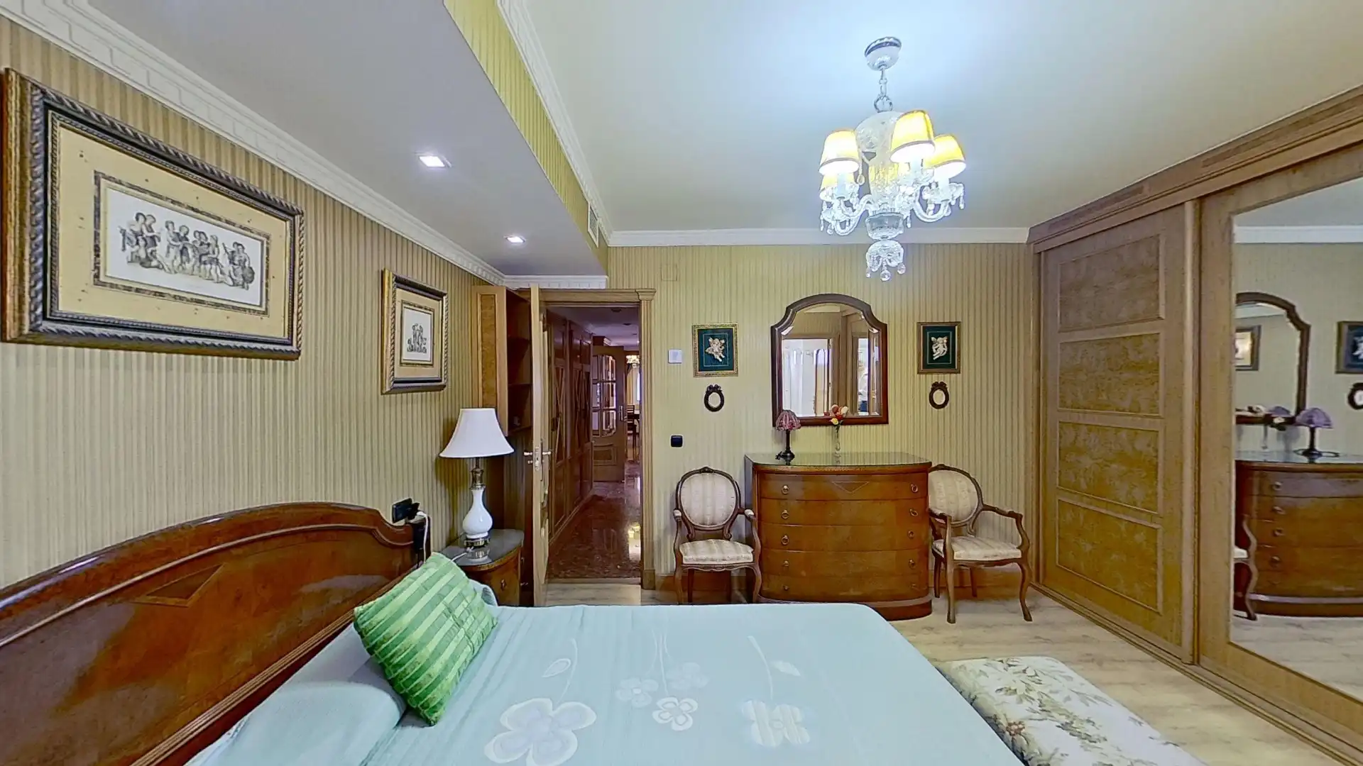 Bedroom of Flat for sale in Málaga  with Air Conditioner and Furnished