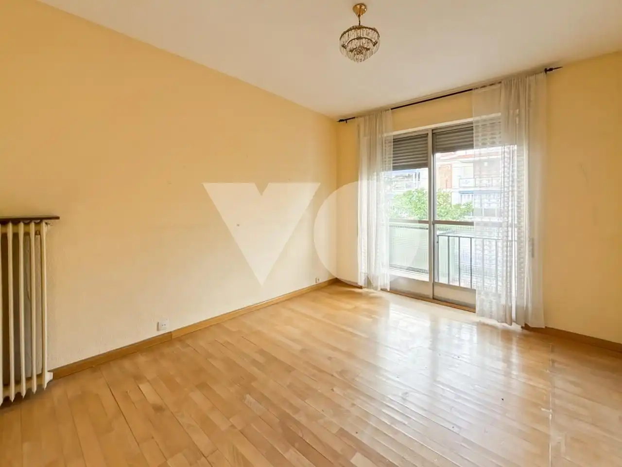 Bedroom of Flat for sale in Madrid  with Air Conditioner, Heating and Terrace