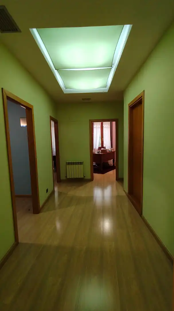 Commercial properties for sale in Durango  with Air Conditioner, Heating and Furnished