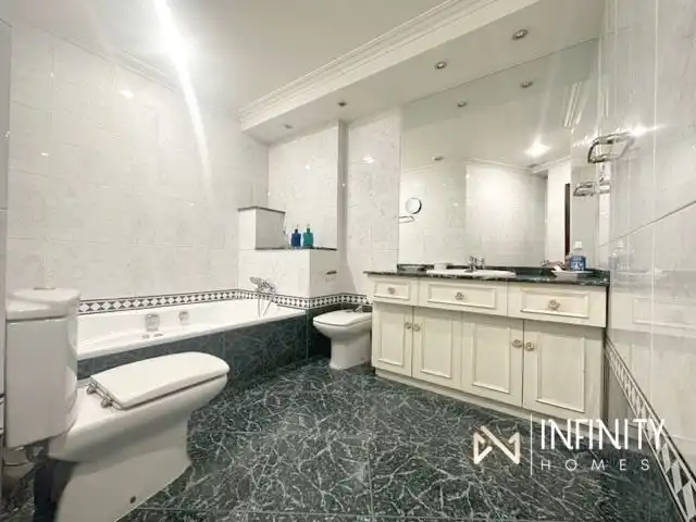 Baño de Piso de alquiler en Bilbao  con Calefacción