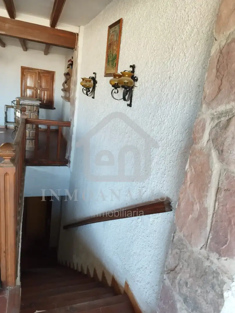 Houses for sale in Requena  with Terrace and Balcony