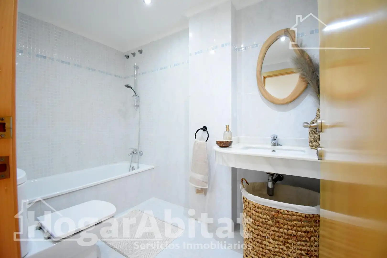 Baño de Piso en venta en Pedreguer con Calefacción, Terraza y Amueblado