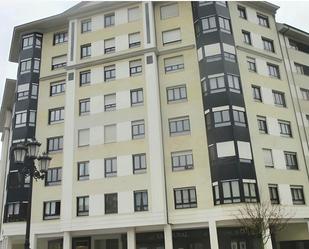 Vista exterior de Apartament en venda en Oviedo  amb Balcó