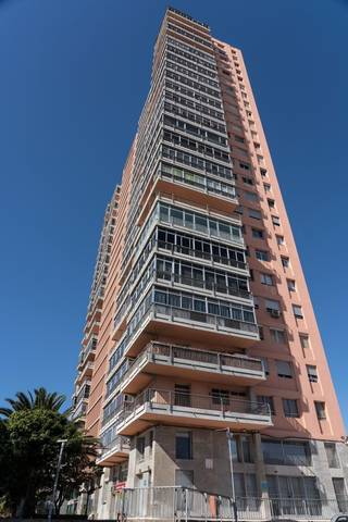 Piso en Venta en La Salle - Cuatro Torres