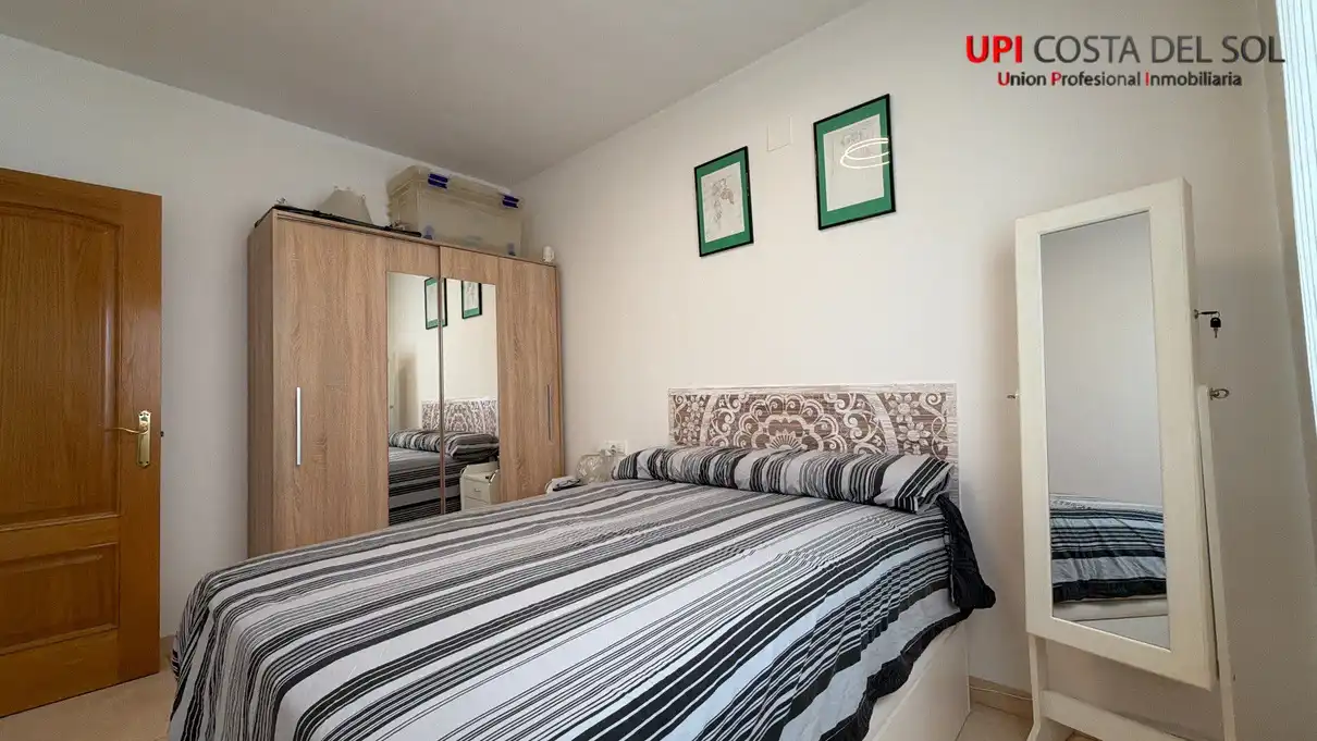 Habitación de Piso en venta en Torremolinos con Aire acondicionado, Calefacción y Amueblado
