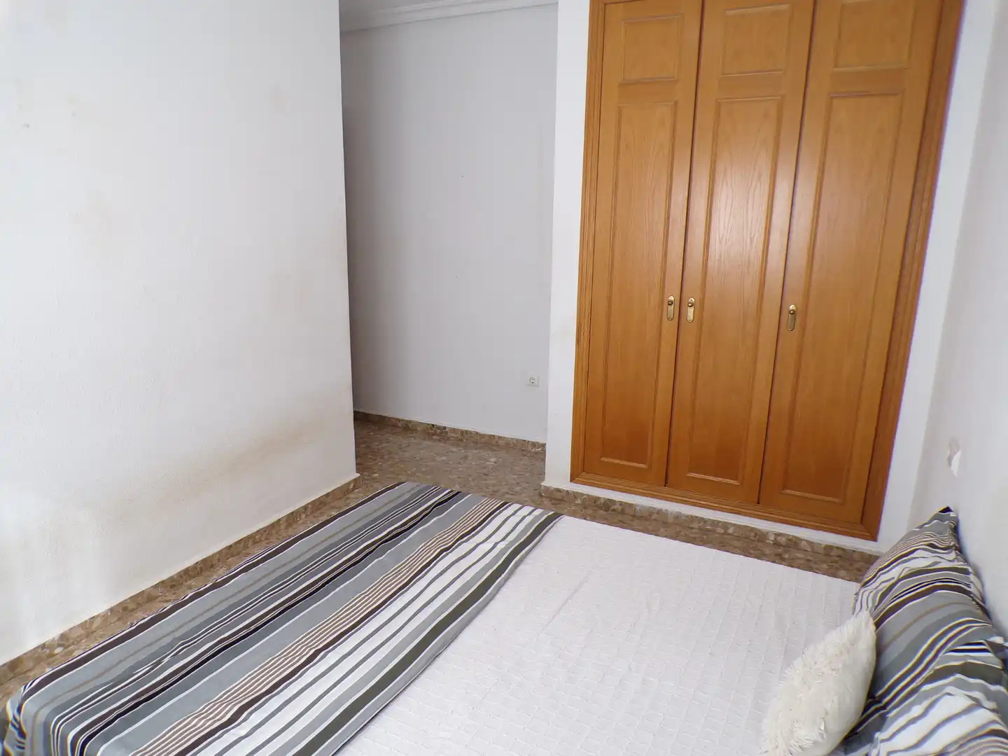 Dormitori de Àtic en venda en Burjassot amb Aire condicionat, Terrassa i Traster