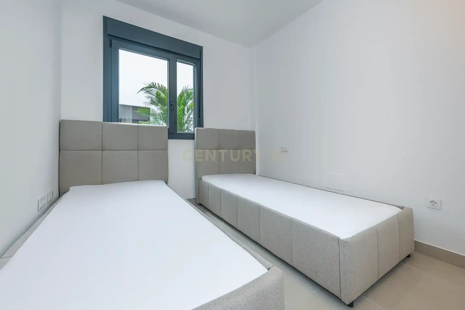 Bedroom of Apartments for sale in Mijas  with Air Conditioner, Swimming Pool and Washing machine