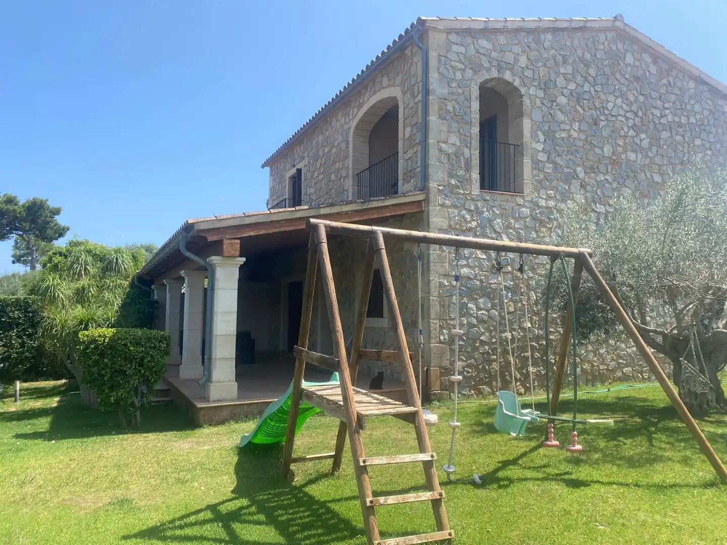 Vista exterior de Casa o chalet de alquiler en Sant Llorenç des Cardassar con Aire acondicionado, Calefacción y Jardín privado