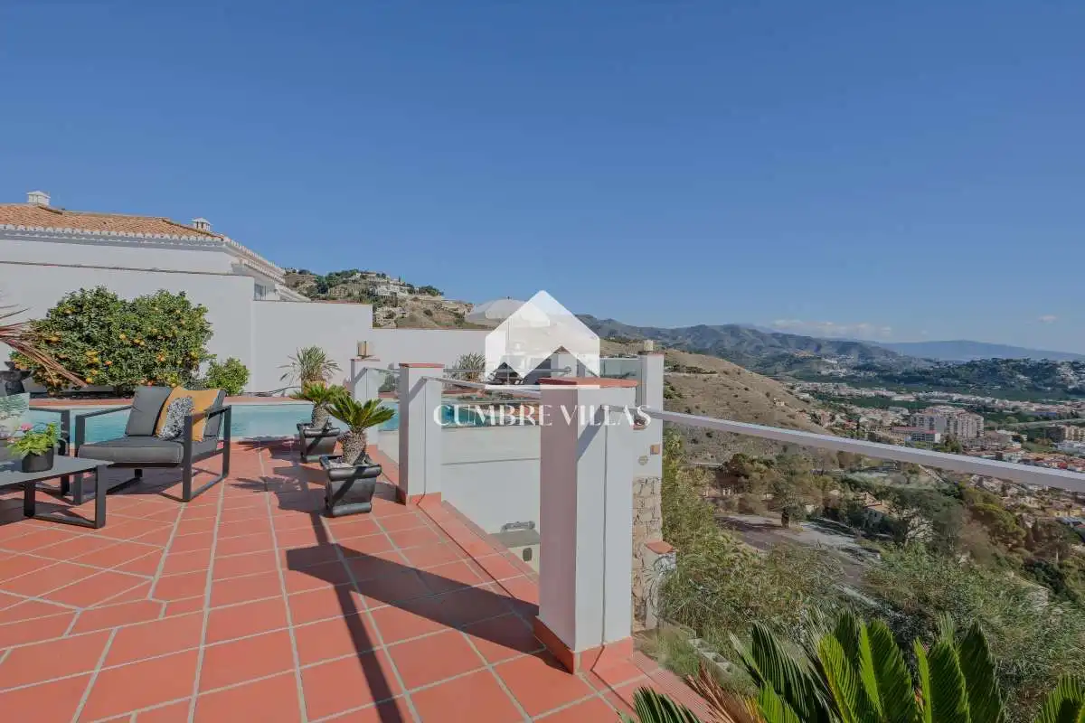 Terrassa de Casa o xalet en venda en Almuñécar amb Jardí privat, Terrassa i Traster