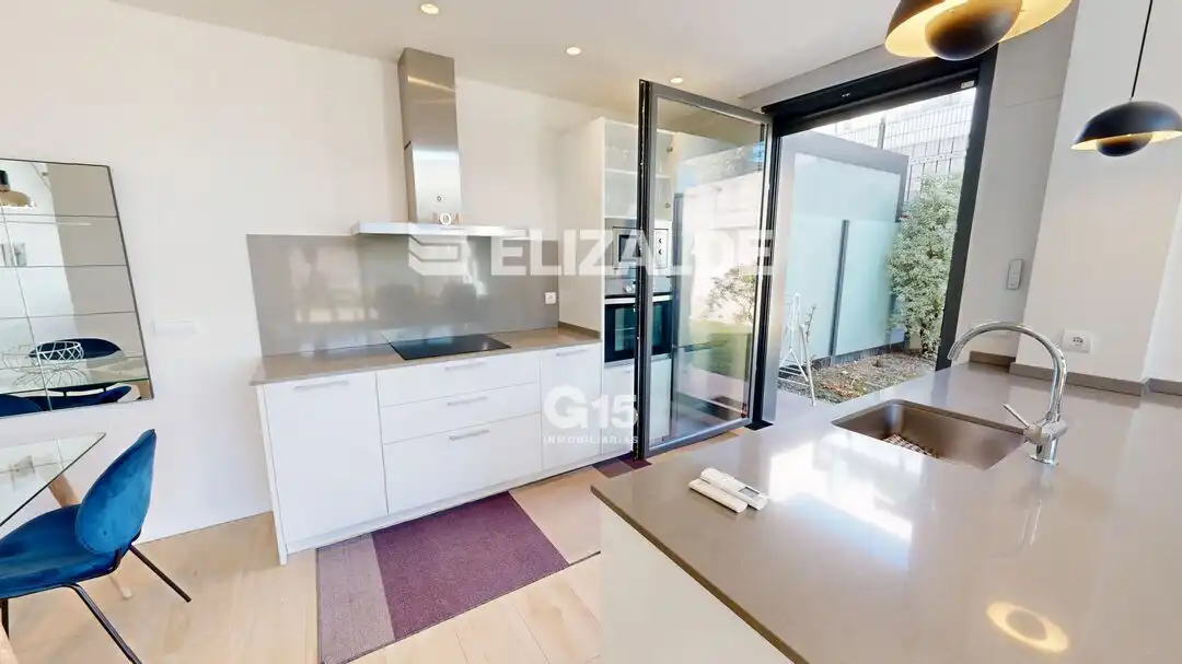 Cocina de Casa o chalet en venta en Donostia - San Sebastián  con Calefacción, Jardín privado y Terraza