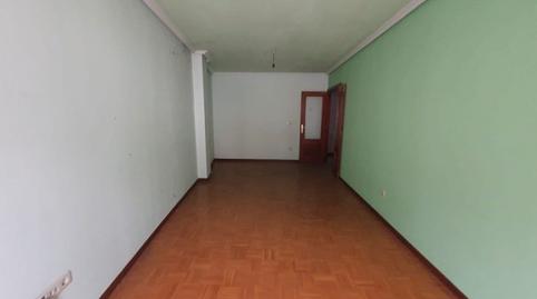 Foto 2 de Planta baixa en venda a Ramón y Cajal, La Villa - Bazuelo, Asturias