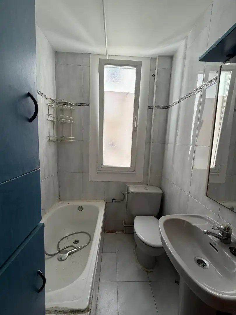Bathroom of Flat for sale in  Logroño  with Heating, Parquet flooring and Storage room