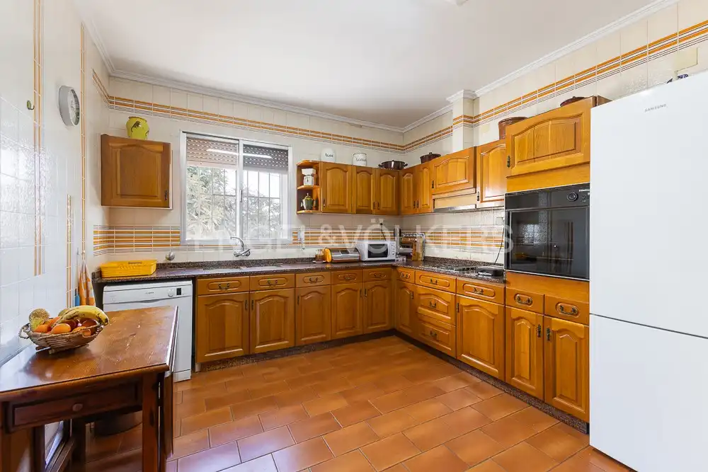 Cocina de Casa o chalet en venta en Paterna con Aire acondicionado, Calefacción y Jardín privado