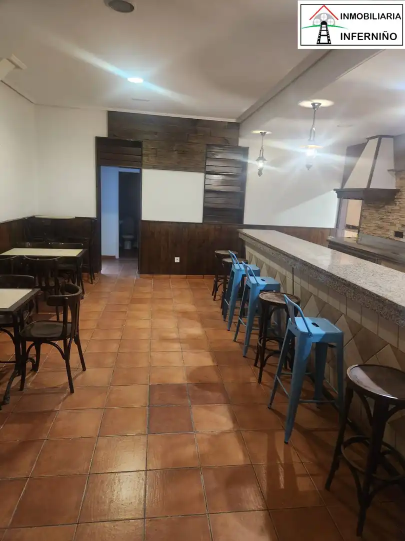 Local en venta en Piñeiros- Freixeiro